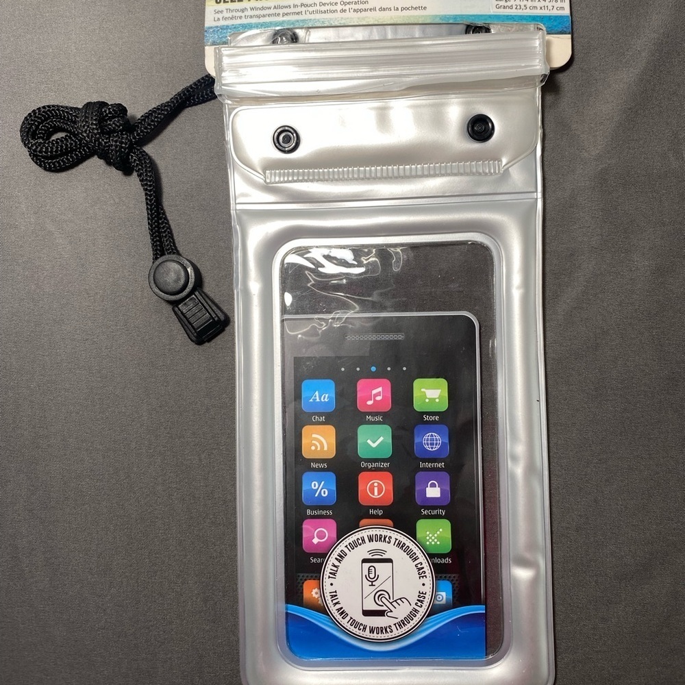 Propel Paddle Gear Waterproof Floating Cell Phone Pouch, Brand New